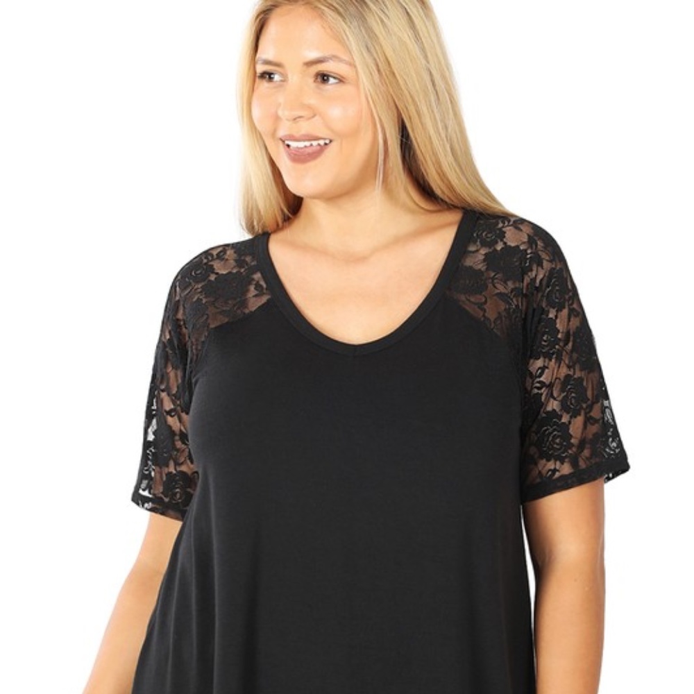 Plus Lace Short Sleeve V-Neck Round Hem Top